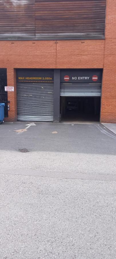Stunning Modern Coventry City Centre Apartment Exterior photo