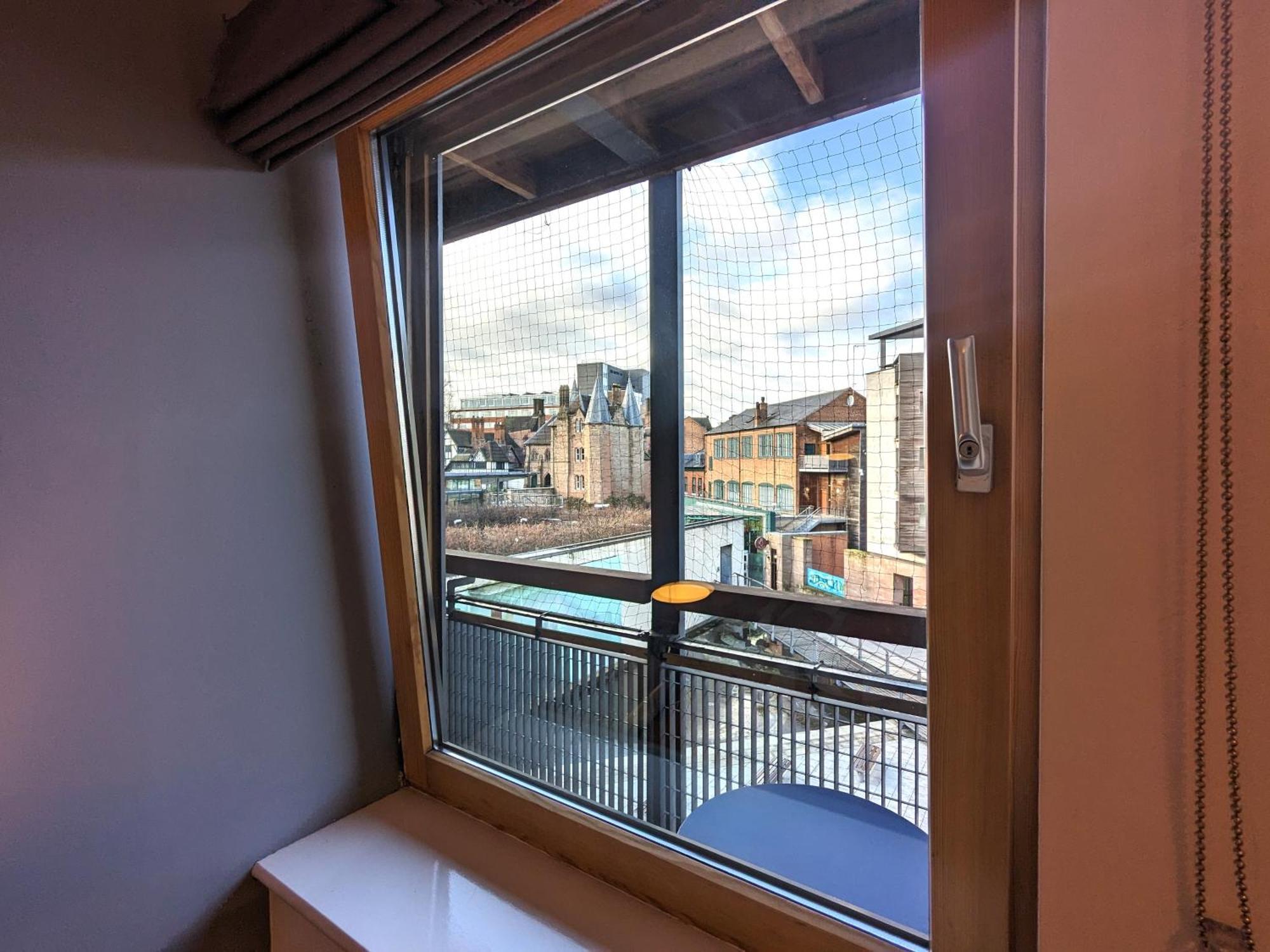 Stunning Modern Coventry City Centre Apartment Exterior photo